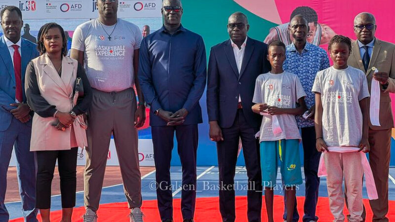 Guédiawaye : 2 terrains de basketball pour les jeunes grâce à NBA et l’AFD 